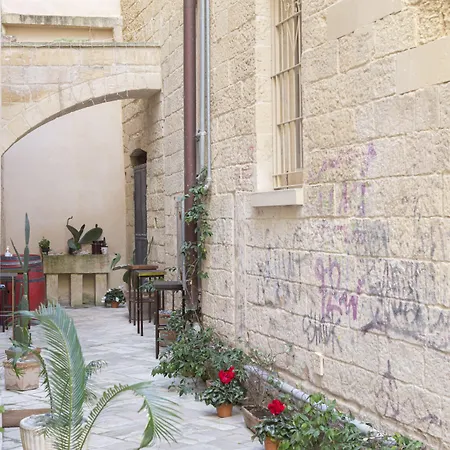 Casa Mamma Elvira לינה וארוחת בוקר