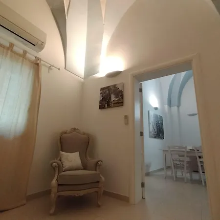 Casa Mamma Elvira 4* לצ'ה