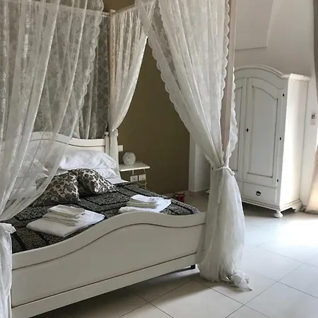 Casa Mamma Elvira 莱切